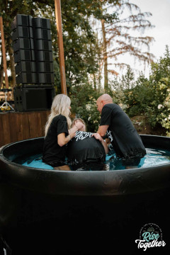 11-year-baptism-2173.jpg