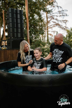 11-year-baptism-2251.jpg