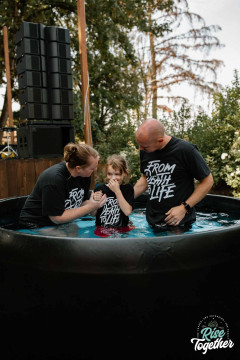 11-year-baptism-2313.jpg