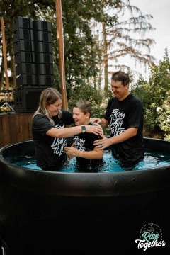 11-year-baptism-2386.jpg