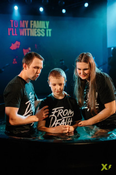 11-year-baptism-427.jpg