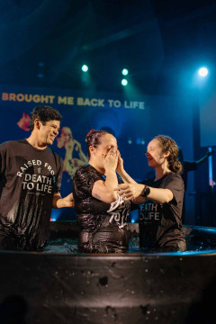 Apr26Baptism-63.jpg