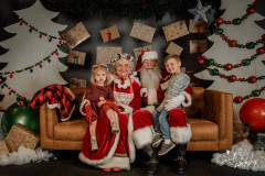 RiseSanta25-117.jpg